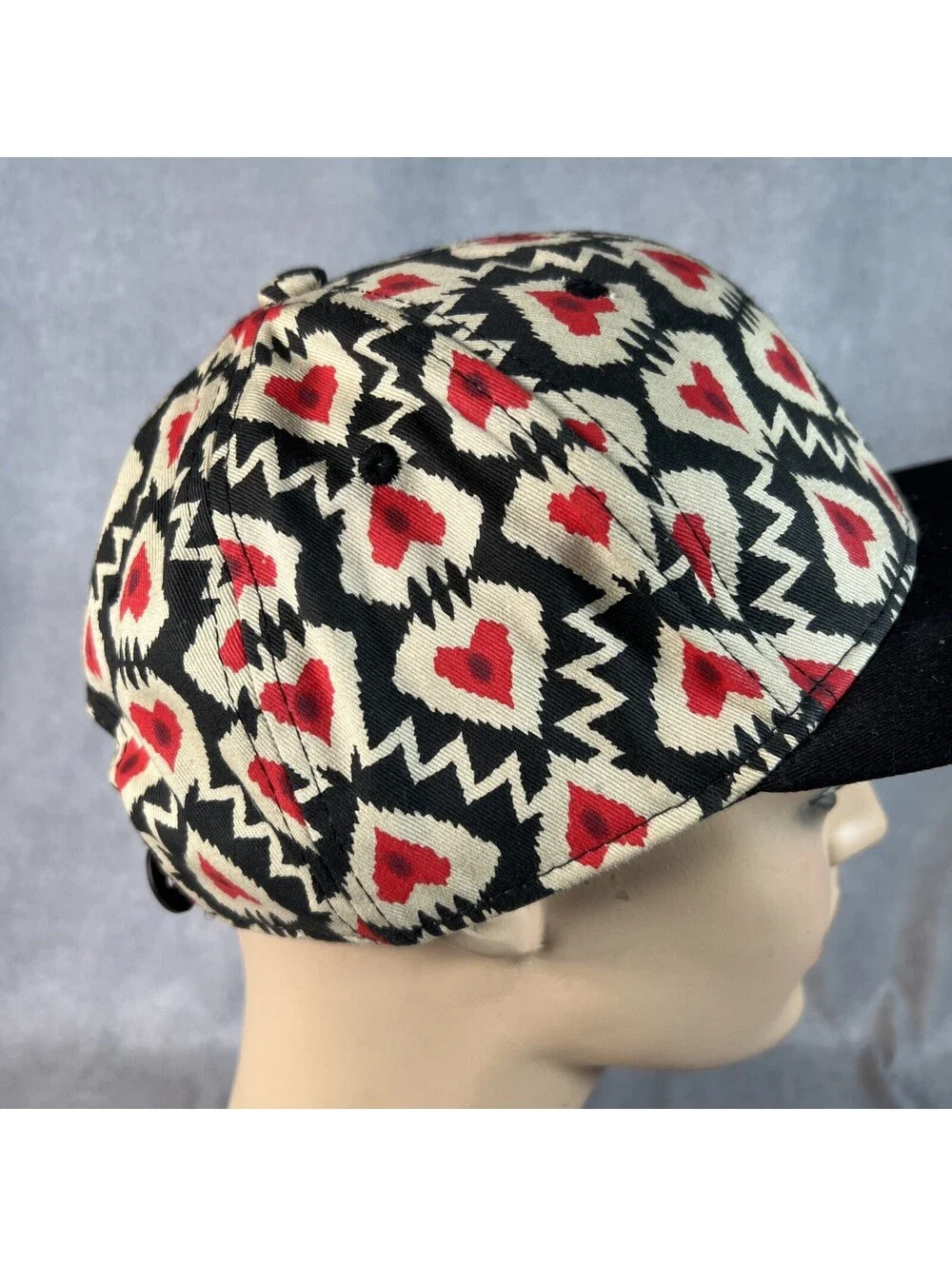 Chuck Originals Baseball Cap With Black, Cream & Red  Love Heart Design 1032-1O